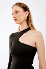 01044327_8349_3-VESTIDO-TRICOT-OMBRO-SO-RECORTE