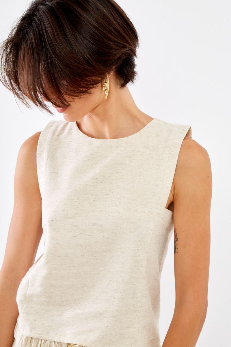 01045294_0004_3-BLUSA-CAVA-QUADRADA