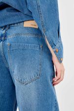 01045508_0057_4-CALCA-JEANS-DETALHE-ENTREMEIO