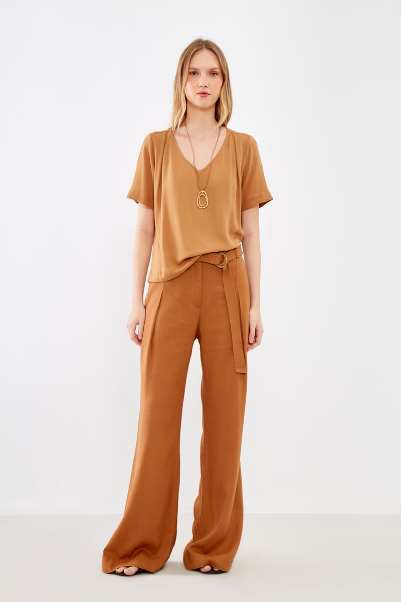 01045662_8100_1-BLUSA-CASUAL-DECOTE-V