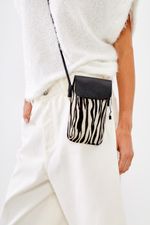 01045820_0002_1-BOLSA-POUCH-EST-FAFE-P-B