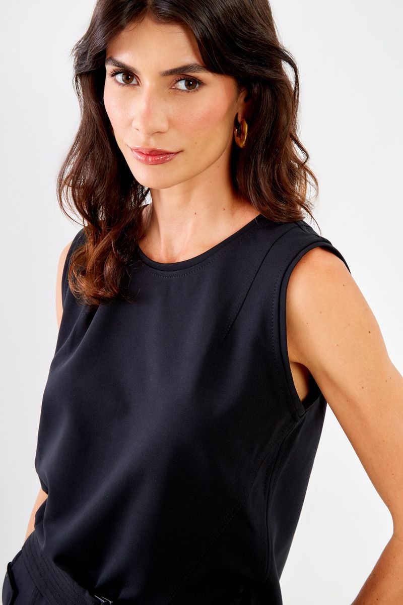 01045936_0002_3-BLUSA-MALHA-PESPONTOS