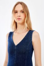 01046128_0057_2-VESTIDO-JEANS-DECOTE-V