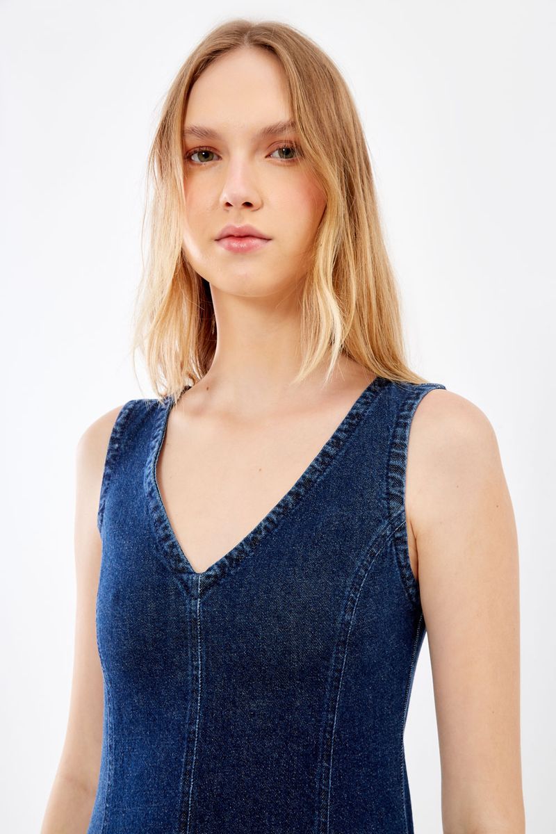 01046128_0057_2-VESTIDO-JEANS-DECOTE-V