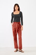 01044352_0002_1-BLUSA-TRICOT-DECOTE-QUADRADO