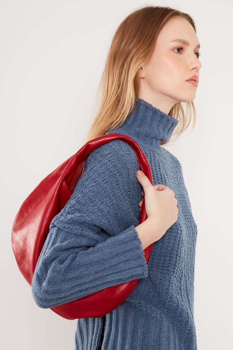 01045853_0008_1-BOLSA-TOTE-ENVERNIZADA-COURO