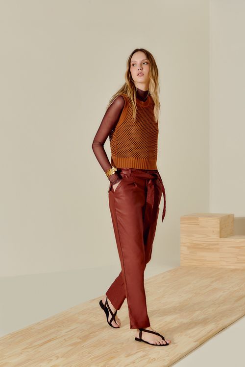 Calça Resinado Bolso Faca - Mogno
