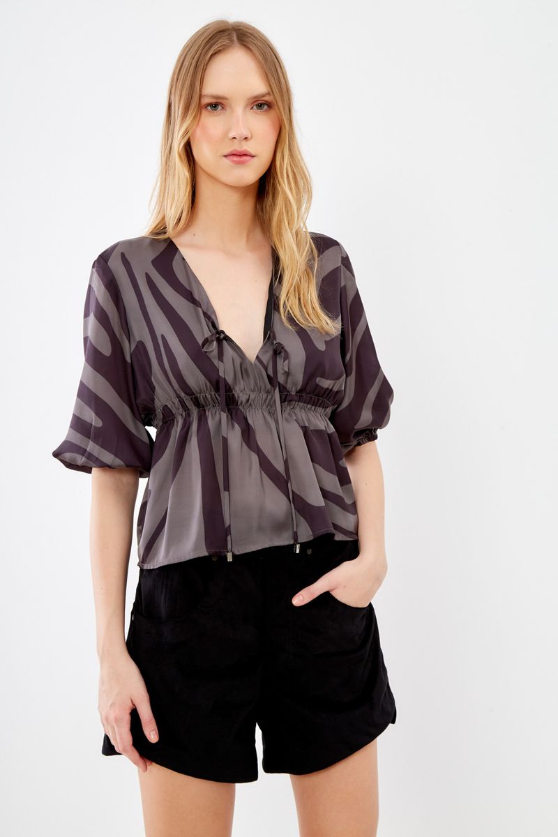 01043006_8281_2-BLUSA-MG-CURTA-EST-VETOR