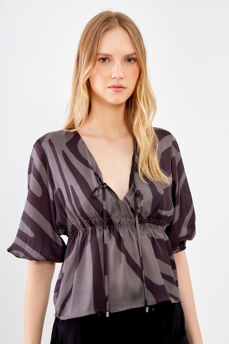 01043006_8281_3-BLUSA-MG-CURTA-EST-VETOR