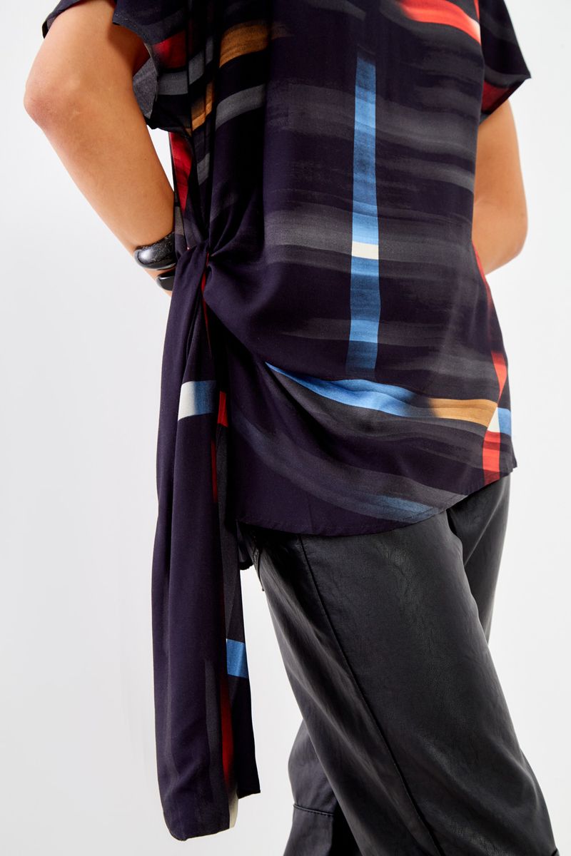 01043073_8239_3-BLUSA-EST-LINEAR