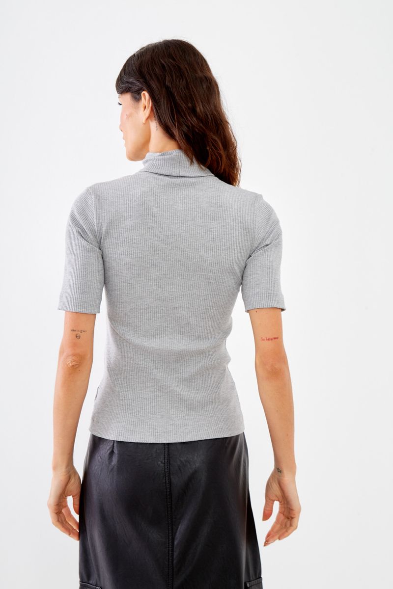01044083_0010_4-BLUSA-MALHA-GOLA-RIB