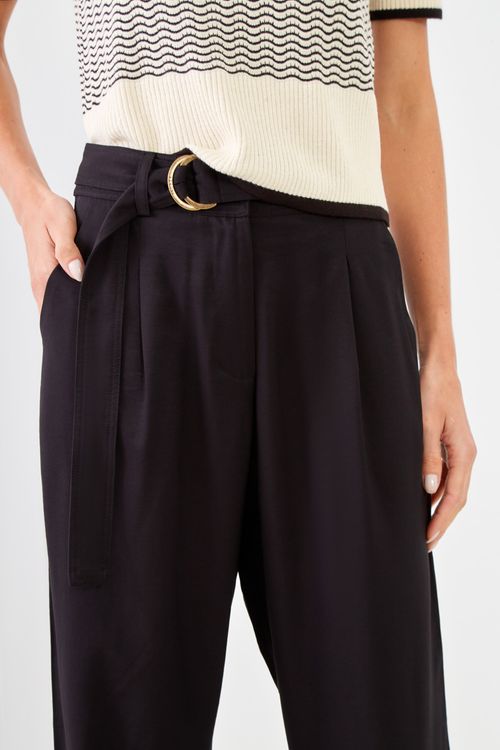 Calça Alfaiataria Pregas - Preto