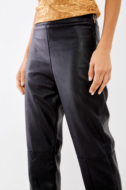 Calça Jogging Couro Pu - Preto