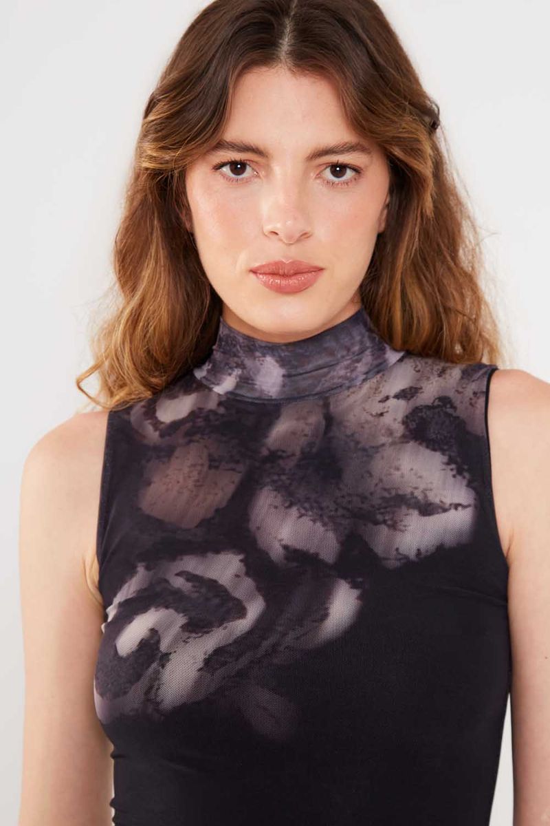 01046048_0002_4-BLUSA-TULE-SILK-FLOR
