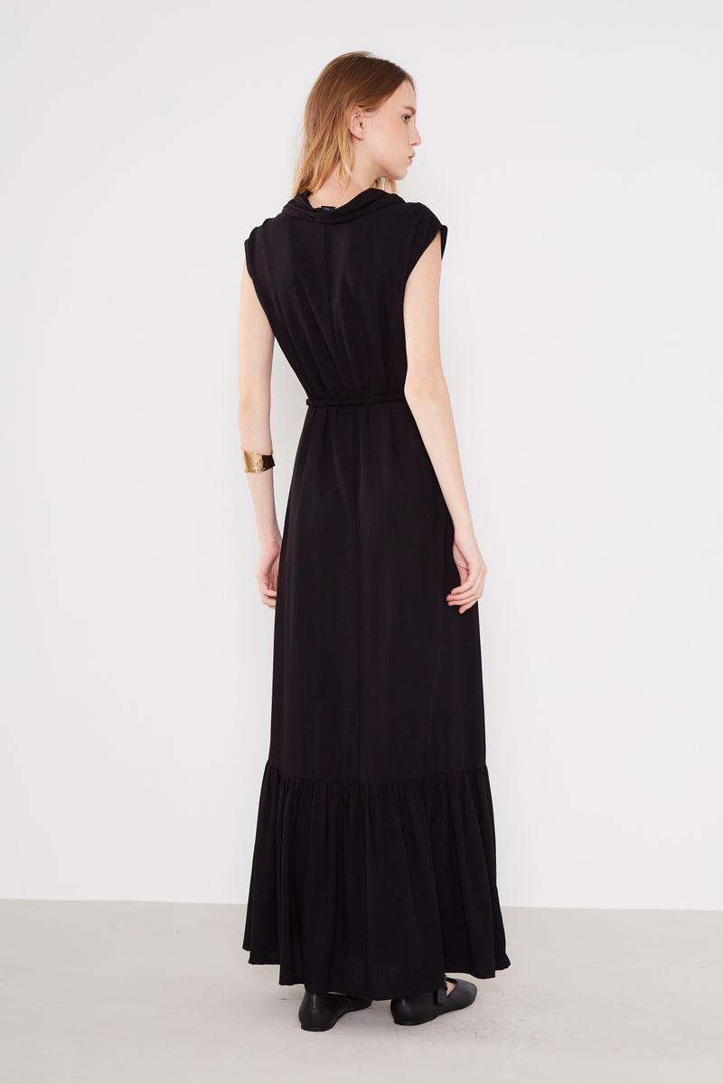 01045762_0002_3-VESTIDO-CASUAL-DETALHE-GOLA