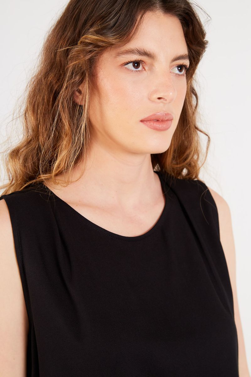01045720_0002_4-BLUSA-CASUAL-DECOTE-DEGAGE