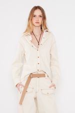 01046111_0004_1-CAMISA-SARJA-ACINTURADA