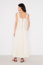 01046113_0004_3-VESTIDO-SARJA-NESGA