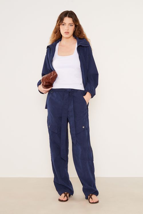 Calça Peach Reta Recortes - Azul Marinho