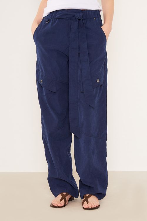 Calça Peach Reta Recortes - Azul Marinho