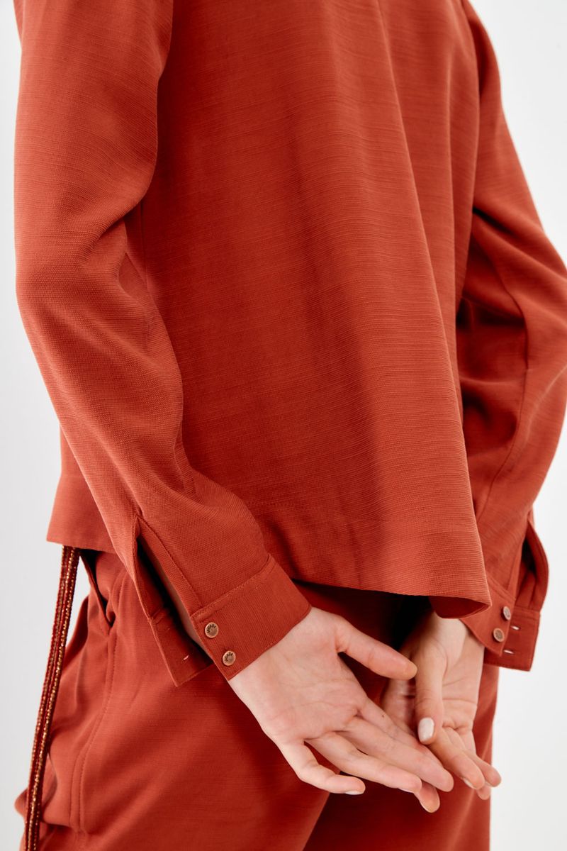 01045257_8345_5-BLUSA-DECOTE-V