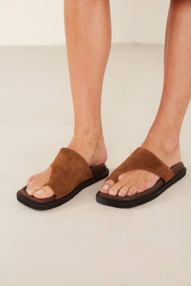 01047438_7620_1-SANDALIA-FLAT-CAMURCA