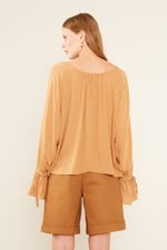 01047751_8565_3-BLUSA-CASUAL-DECOTE-FRANZIDO