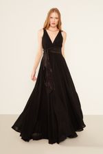 01047691_0002_4-VESTIDO-FAIXA-JACQUARD-PLAY