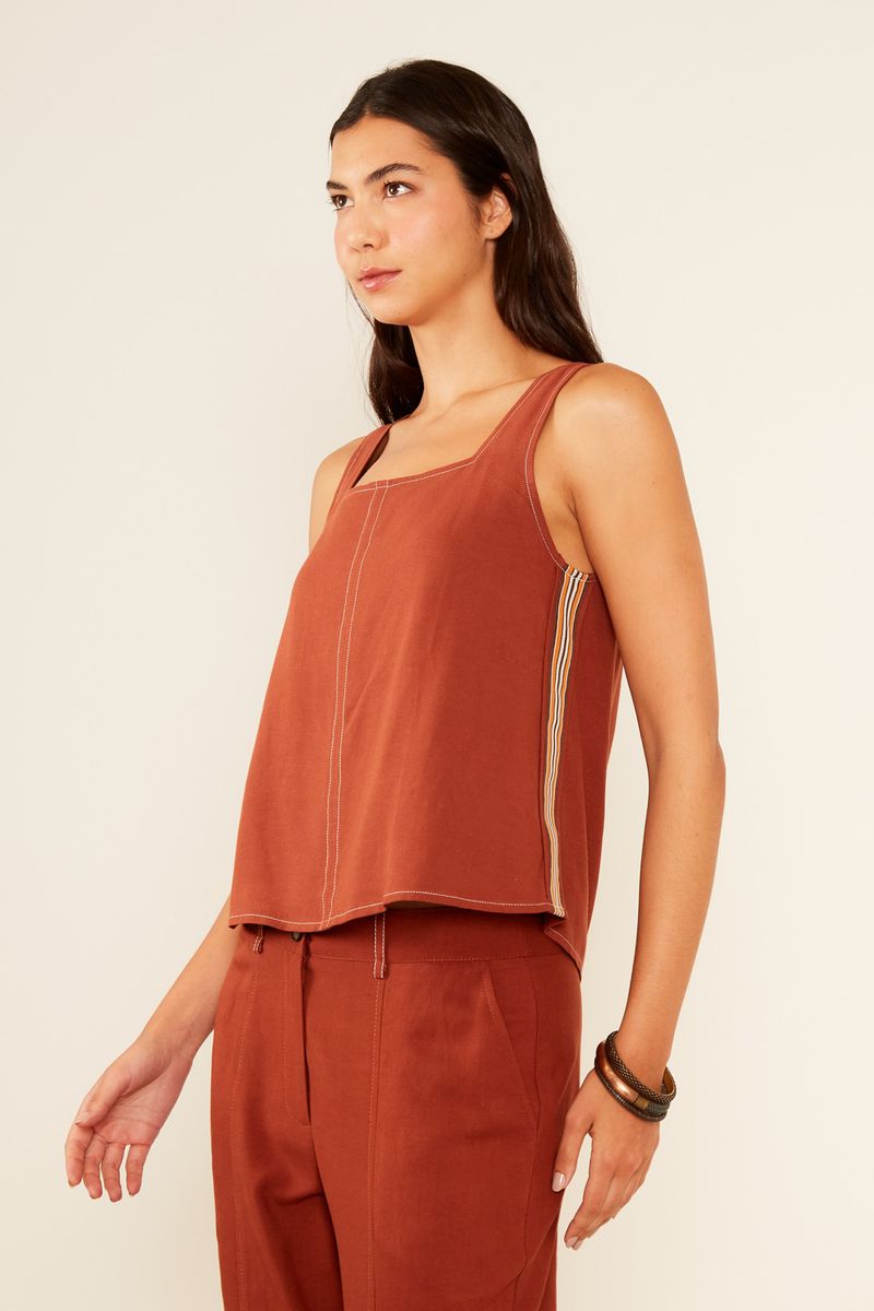 01047747_0170_1-BLUSA-CASUAL-DETALHE-CADARCO