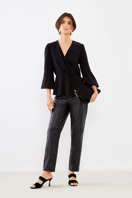 Blusa Transpasse Tecido Casual - Preto