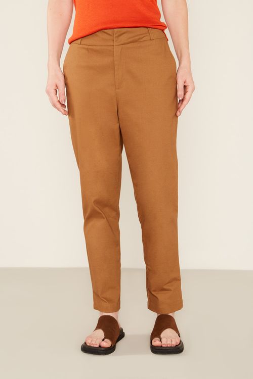 Calça Sarja Bolso Faca - Marrom Capuccino