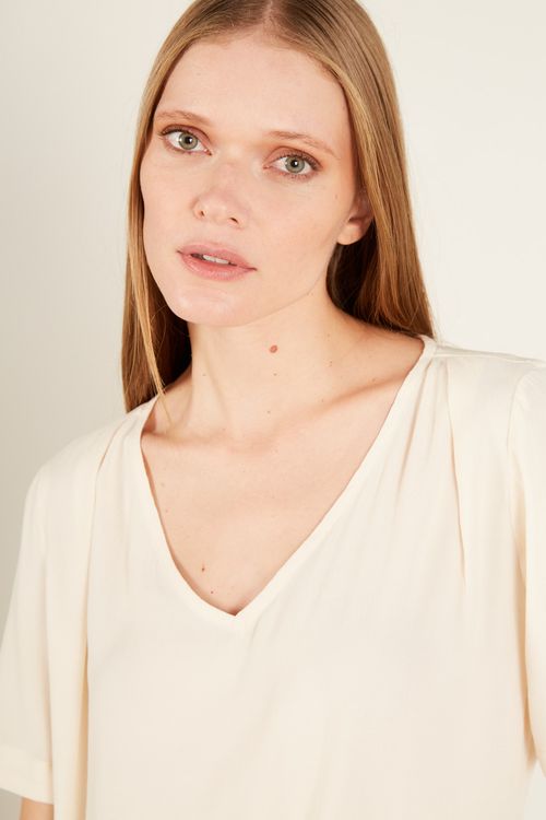 Blusa Decote v Casual - Bege Areia