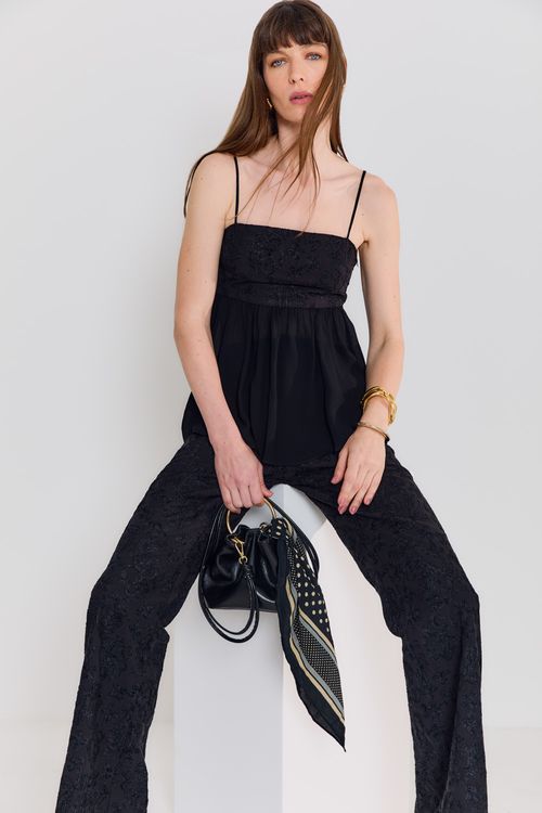 Blusa Bordado Nerine Black - Preto