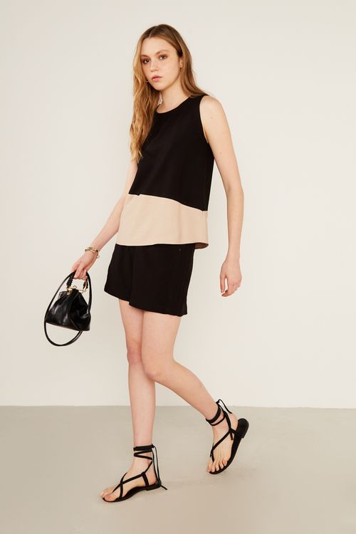 Short Casual Rebites - Preto