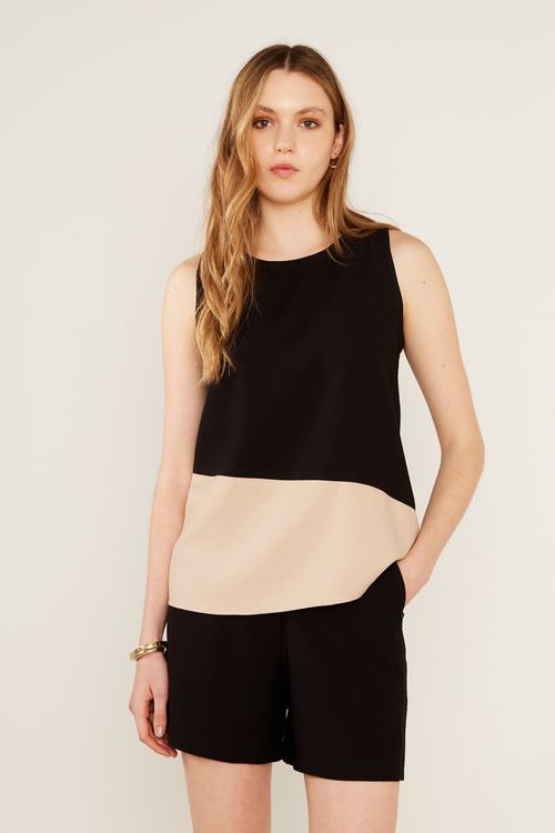 Short Casual Rebites - Preto