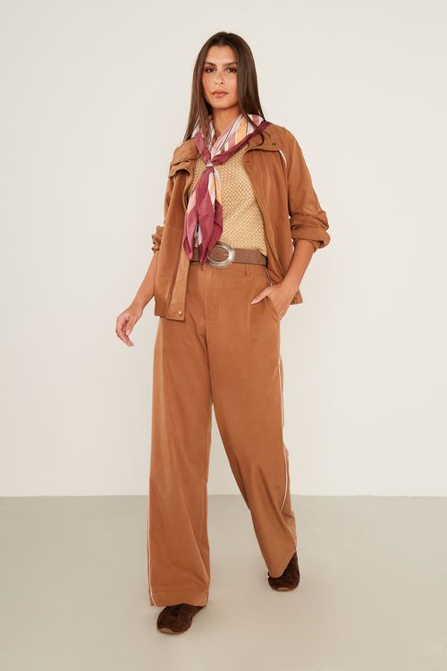 Calça Sarja Reta Friso - Marrom Mascavo