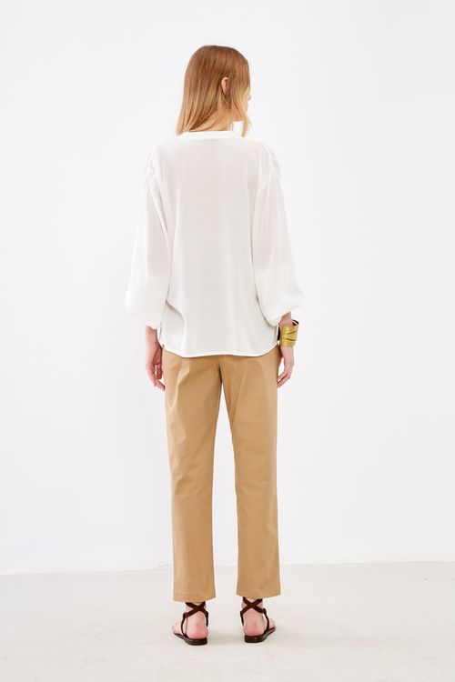 Calça Sarja Bolso Faca - Bege Nozes