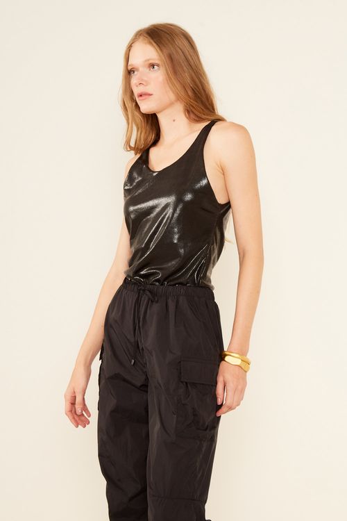 Macacão Malha Listras Entremeio - Preto