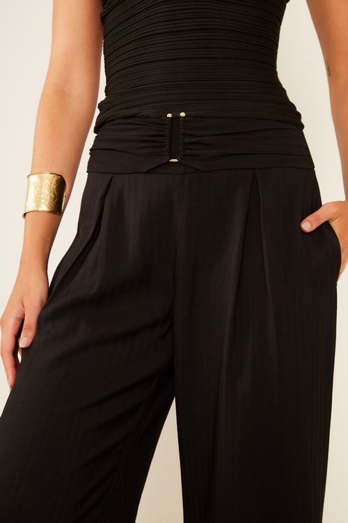 Calça Alfaiataria Com Fivela - Preto