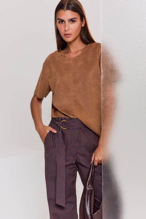 T-Shirt Malha Suede - Marrom Bronze