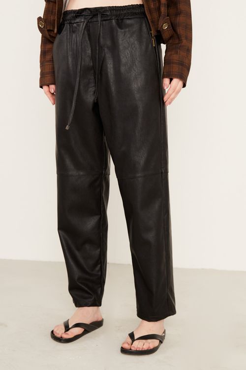 Calça Elástico Cintura - Preto