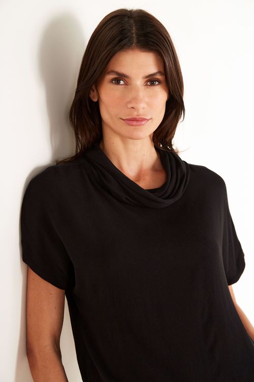 Blusa Casual Gola Alta - Preto