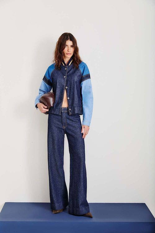 Calça Jeans Sem Costura Lateral - Jeans