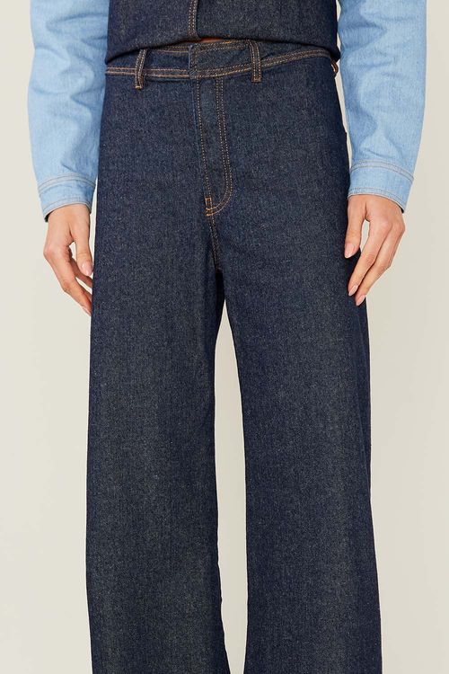Calça Jeans Sem Costura Lateral - Jeans