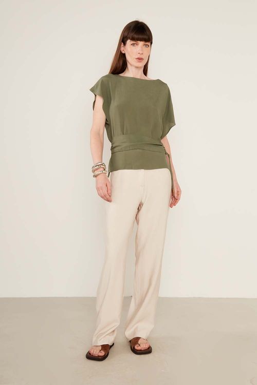 Blusa Casual Detalhe Ponteira - Manjericao